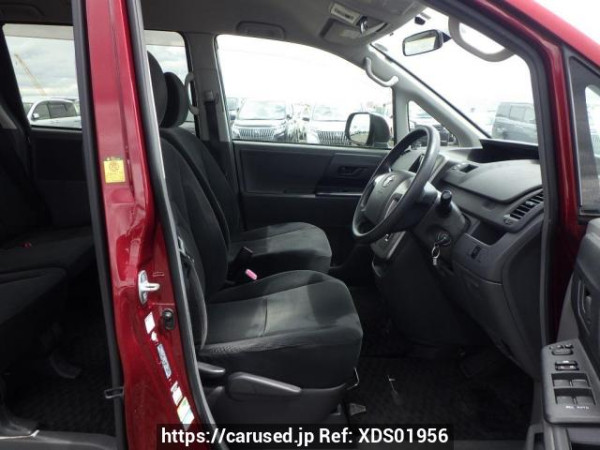 Used 2010 AT toyota voxy ZRR70G Image[20]