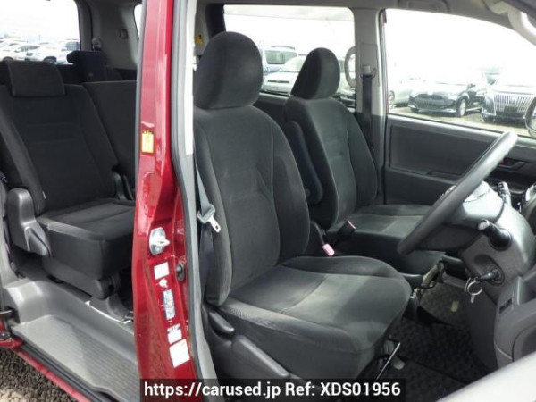 Used 2010 AT toyota voxy ZRR70G Image[21]