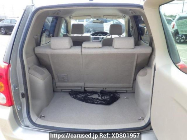 Used 2004 AT toyota raum NCZ20 Image[8]