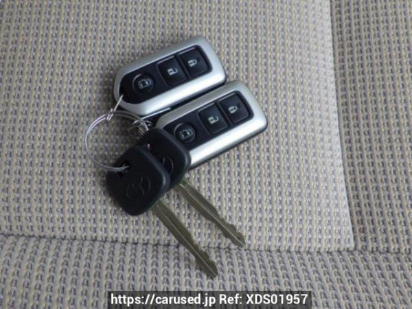 Used 2004 AT toyota raum NCZ20 Image[23]