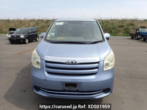Used 2008 AT toyota noah ZRR70G Image[1]