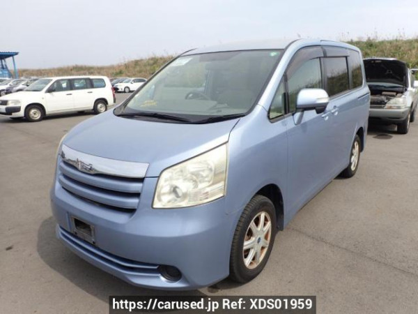 Used 2008 AT toyota noah ZRR70G Image[2]