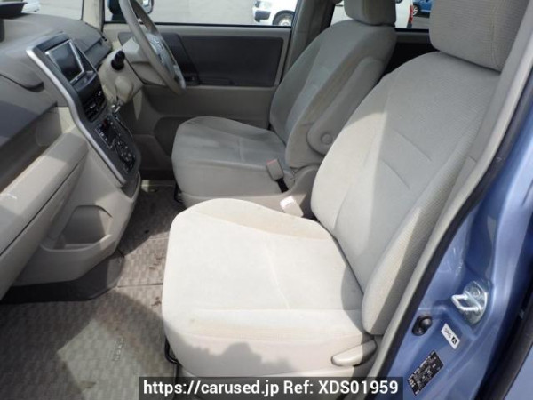 Used 2008 AT toyota noah ZRR70G Image[11]