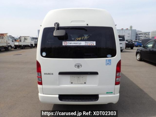 Used 2005 AT toyota hiace-van TRH200K Image[4]