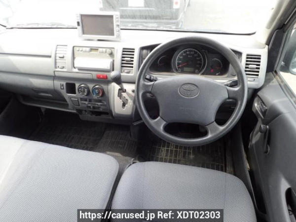 Used 2005 AT toyota hiace-van TRH200K Image[16]