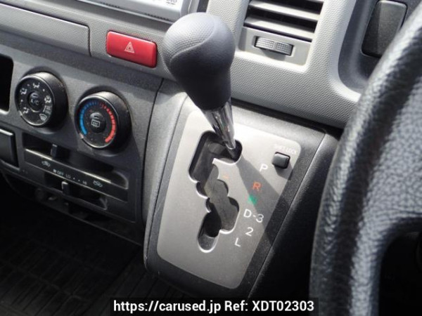 Used 2005 AT toyota hiace-van TRH200K Image[19]