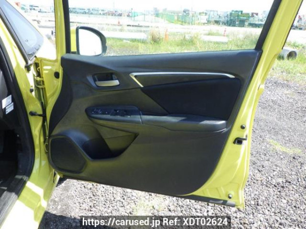 Used 2014 AT honda fit GK3 Image[17]
