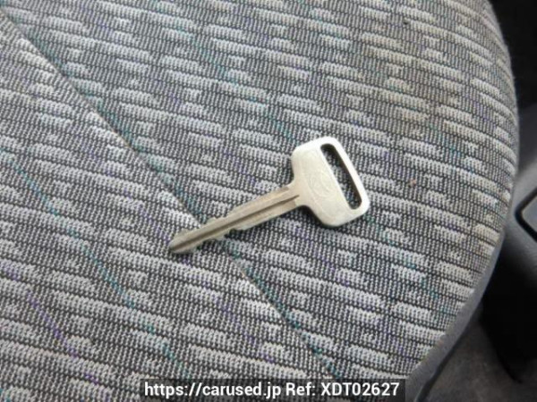Used 2000 AT toyota hiace-van RZH112V Image[32]