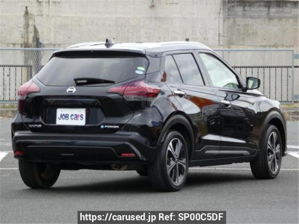 Used2021 AT Nissan KIX P15Image[2]