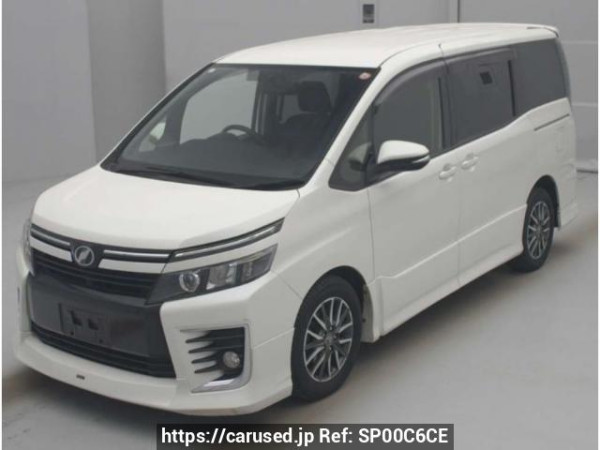 Used2014 AT Toyota Voxy ZRR85WImage[0]