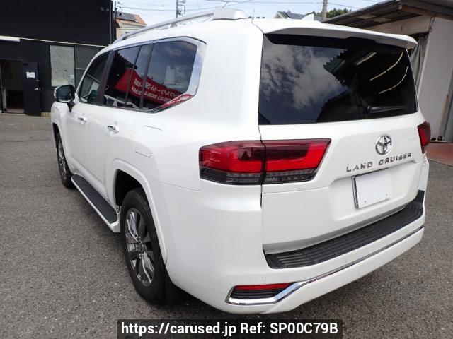 Buy Used 2023 Toyota Land Cruiser FJA300W (SP00C79B Buy Used 2023 Toyota Land Cruiser FJA300W (SP00C79B