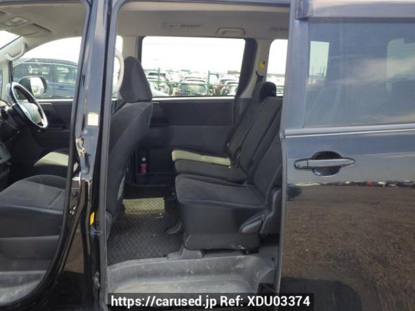 Used 2009 AT toyota noah ZRR70G Image[24]