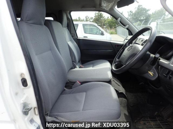 Used 2005 AT toyota hiace-van KDH205K Image[10]