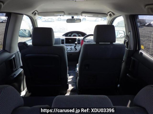 Used 2004 AT toyota raum NCZ20 Image[26]