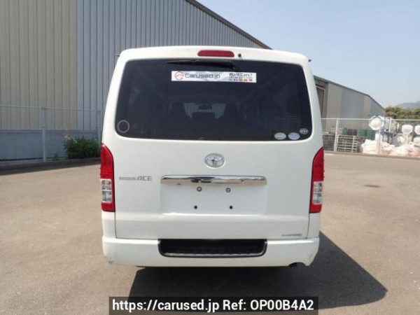 Used 2013 AT toyota regiusace-van TRH200V Image[4]