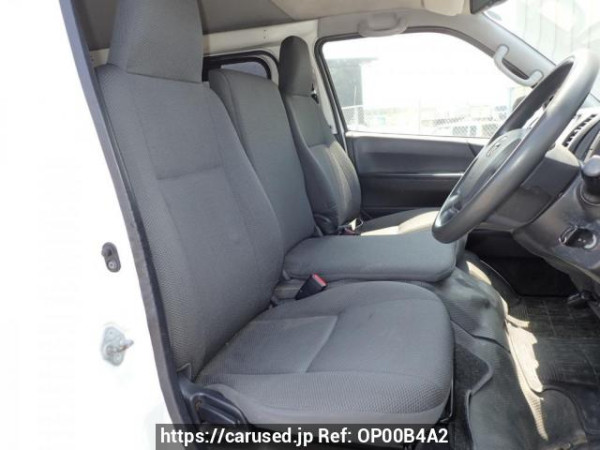 Used 2013 AT toyota regiusace-van TRH200V Image[9]