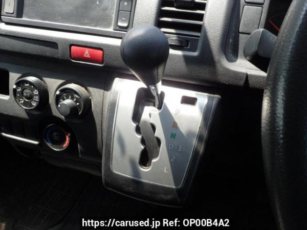 Used 2013 AT toyota regiusace-van TRH200V Image[16]
