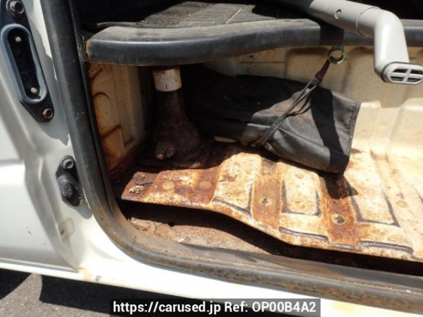 Used 2013 AT toyota regiusace-van TRH200V Image[35]