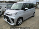 Toyota Roomy M900A