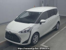 Toyota Sienta NHP170G