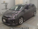 Toyota Prius alpha ZVW41W