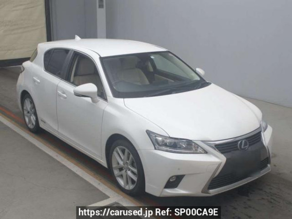 Used2016 AT Lexus CT ZWA10Image[2]