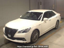 Toyota Crown Hybrid AWS210