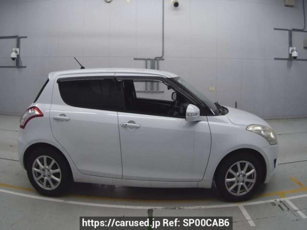 Used 2012 AT suzuki swift ZC72S Image[2]