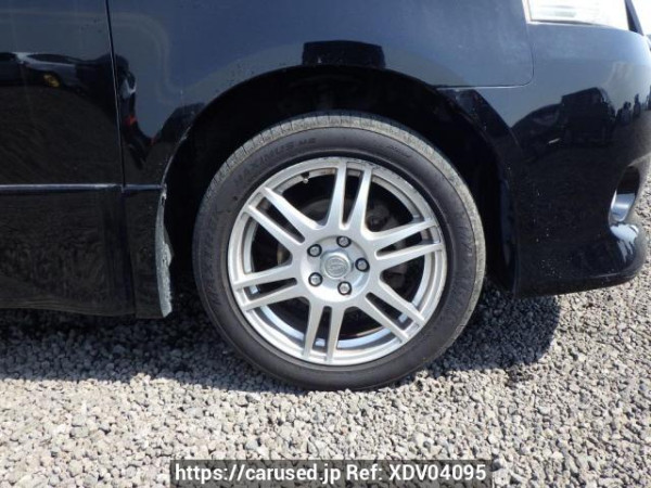 Used 2007 AT toyota noah ZRR70W Image[37]
