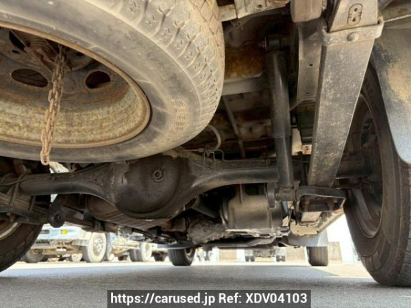 Used 2005 AT nissan caravan-bus DWMGE25 Image[40]