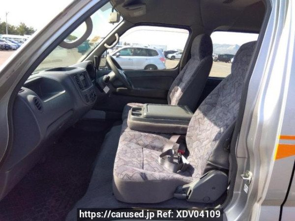 Used 2004 AT nissan caravan-bus DWGE25 Image[13]