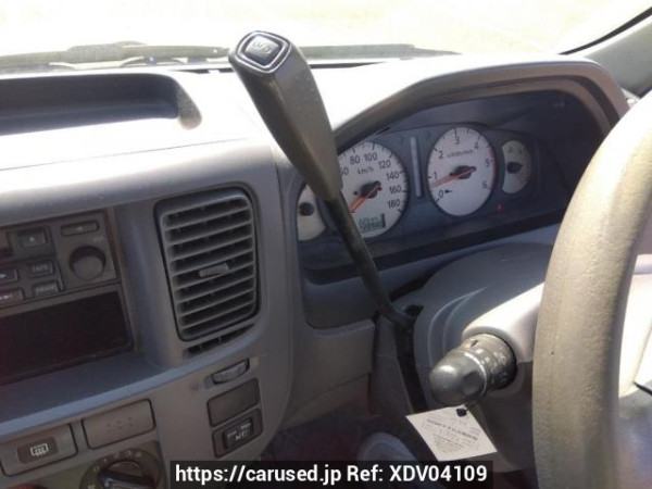 Used 2004 AT nissan caravan-bus DWGE25 Image[25]