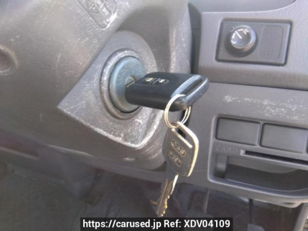 Used 2004 AT nissan caravan-bus DWGE25 Image[26]