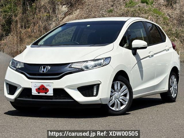Used 2014 CVT honda fit DBA-GK5 Image[0]