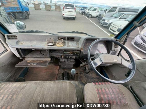 Used 1988 MT mitsubishi canter FE305BD Image[24]
