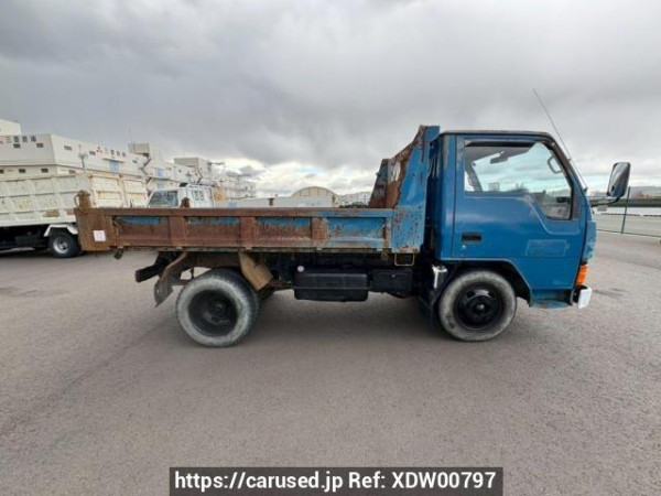 Used 1990 MT mitsubishi canter FE315BD Image[17]