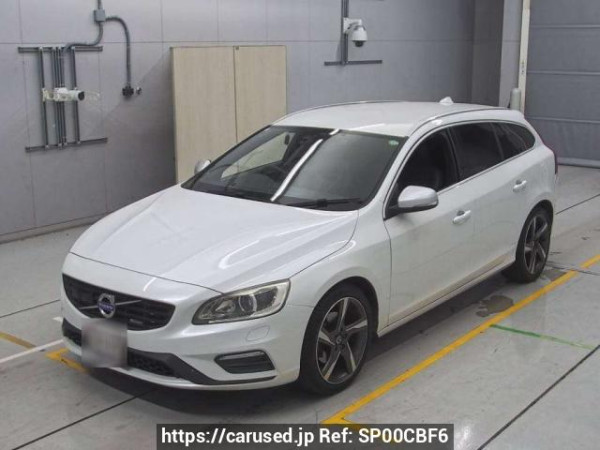 Used2015 AT Volvo V60 FB420Image[0]