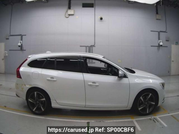 Used2015 AT Volvo V60 FB420Image[2]