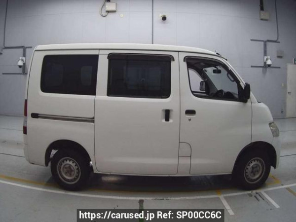 Used 2018 AT toyota townace-van S402M Image[2]
