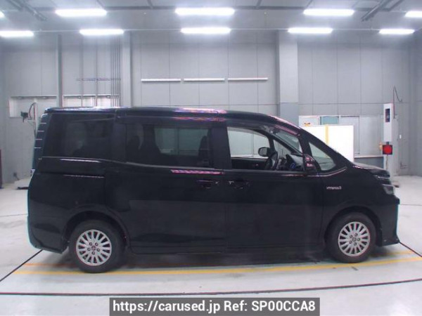 Used2015 AT Toyota Voxy ZWR80GImage[2]