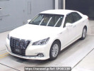 Toyota Crown Hybrid AWS210