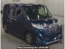 Toyota Roomy M900A