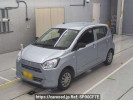 Daihatsu Mira es LA350S