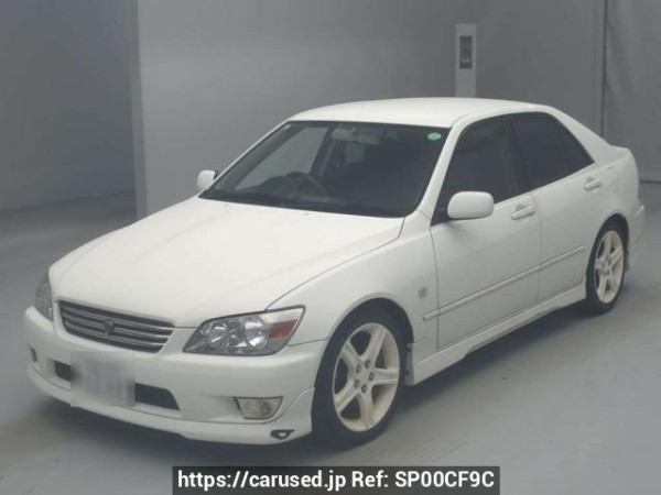 Used 2001 MT toyota altezza SXE10 Image[0]