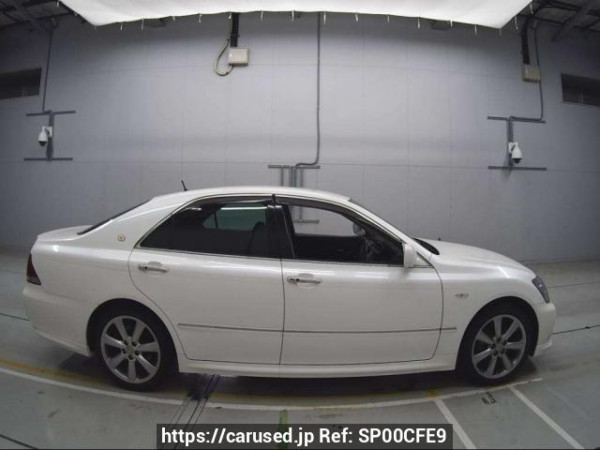 Used 2005 AT toyota crown GRS182 Image[2]