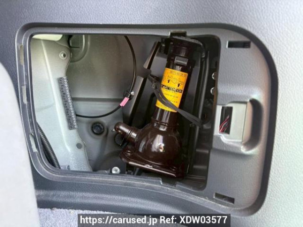 Used 2008 AT toyota land-cruiser UZJ200W Image[44]