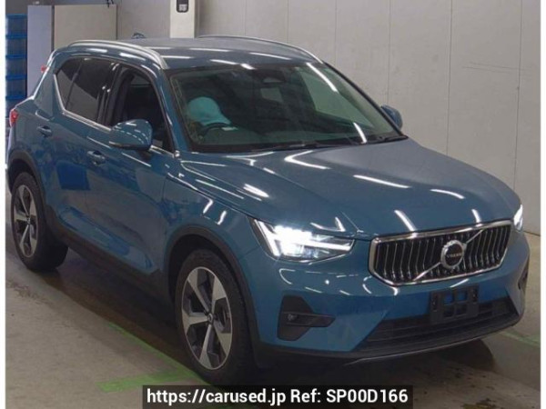 Used 2022 AT volvo xc40 XB420TXCM Image[0]