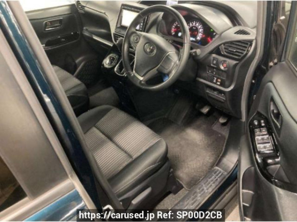 Used2019 AT Toyota Voxy ZRR85WImage[2]