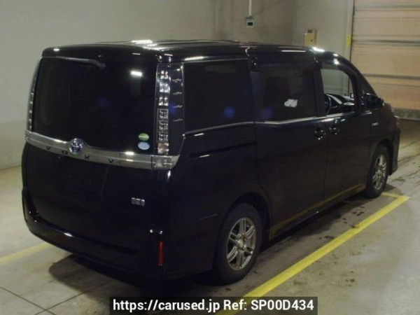 Used 2015 AT toyota voxy ZWR80G Image[1]