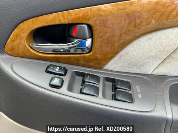 Used 2005 AT toyota alphard ANH10W Image[18]